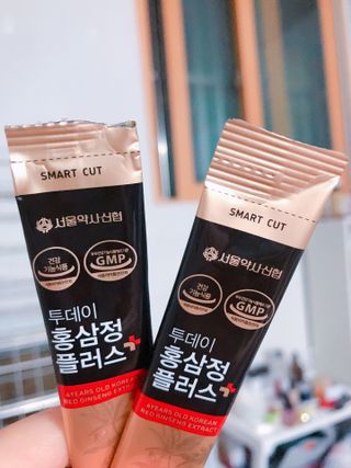 서울약사신협_투데이홍삼정플러스스틱_10g x 30포 — 5점을 준 리뷰어가 2021년 5월 올린 사용 사진