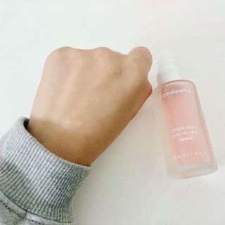 산다화 더블 이펙트 안티 링클 세럼 50ml — 5점을 준 리뷰어가 2022년 12월 올린 사용 사진
