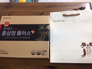서울약사신협_투데이홍삼정플러스스틱_10g x 30포 — 5점을 준 리뷰어가 2021년 6월 올린 사용 사진