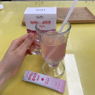 [음료수 대신 가능!]  빠르게 흡수되는 아임오 타먹는 콜라겐 1박스 — 5점을 준 리뷰어가 2023년 3월 올린 사용 사진