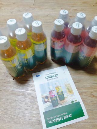 더그레잇티 콤부차 300ml *12개입 (오리지널 6개+베리리치 6개) — 5점을 준 리뷰어가 2022년 7월 올린 사용 사진