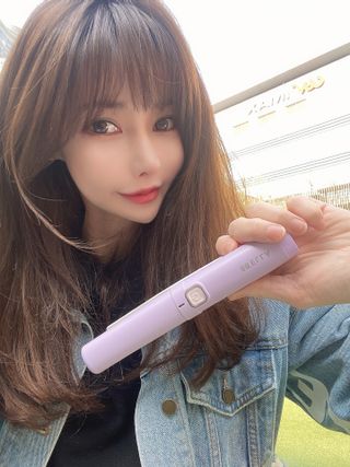엠엔 비비엘라 휴대용 무선 고데기 HGK-SM — 5점을 준 리뷰어가 2021년 4월 올린 사용 사진