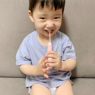 [오라덴스] 99.9 항균 칫솔모_키즈 진동칫솔 2,3단계 중 택 1 — 3.5점을 준 리뷰어가 2021년 7월 올린 사용 사진