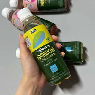 더그레잇티 콤부차 [매일유업] 더그레잇티 44kcal 콤부차 300ml *12개입 (오리지널 6개+베리리치 6개) — 5점을 준 리뷰어가 2023년 8월 올린 사용 사진