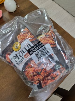 한성기업 무볼레 왕건더기 볶음밥 묵은지삼겹살 — 4.5점을 준 리뷰어가 2021년 10월 올린 사용 사진
