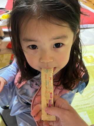 다나음 셀렌에 빠진 아연면역젤리 열대과일맛+사과맛 — 5점을 준 리뷰어가 2023년 1월 올린 사용 사진