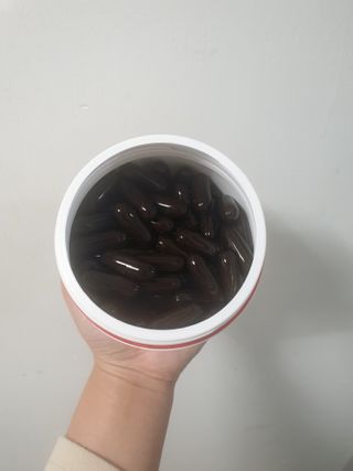 Swisse 스위스 고함량 프로폴리스 2,000mg 210정 — 5점을 준 리뷰어가 2021년 1월 올린 사용 사진