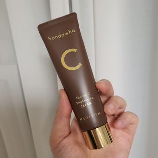 산다화 비타민C 화이트닝 크림 — 4점을 준 리뷰어가 2023년 4월 올린 사용 사진