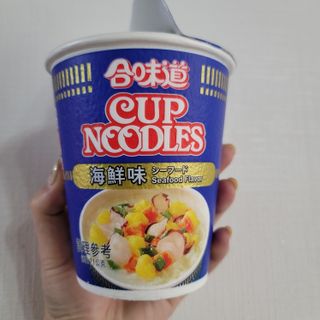 NISSIN 닛신 컵누들  4종 - 씨푸드오리지날, 씨푸드 스파이시, 씨푸드 커리, 씨푸드 XO소스 — 5점을 준 리뷰어가 2022년 4월 올린 사용 사진