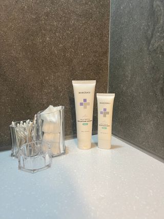 바노바기 코스메틱 바노바기 밀크씨슬 리페어 시카 폼 클렌저 플러스 120ml + 선스크린 플러스 50ml — 5점을 준 리뷰어가 2023년 8월 올린 사용 사진