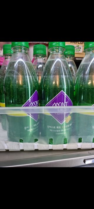 몽베스트 Montbest with Sparkling water Lemon OR Lime 20병(랜덤) — 5점을 준 리뷰어가 2022년 12월 올린 사용 사진