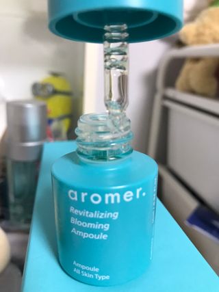 아로메르 리바이탈라이징 블루밍 앰플 10ml x 4ea — 4점을 준 리뷰어가 2021년 8월 올린 사용 사진