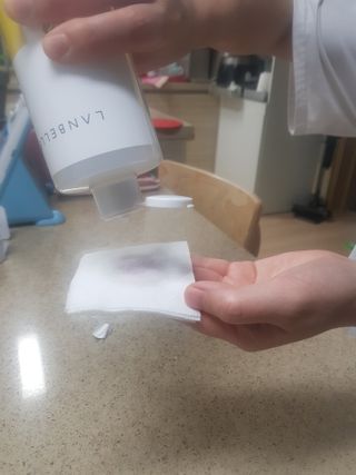 랑벨 내츄럴 딥 클렌징 워터 500ml — 4.5점을 준 리뷰어가 2022년 6월 올린 사용 사진