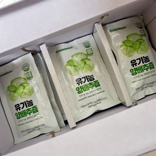 참앤들황토농원 국내산 유기농 양배추를 그대로 담은,  유기농 양배추즙  80ml X 30포 1박스 — 4.5점을 준 리뷰어가 2023년 4월 올린 사용 사진