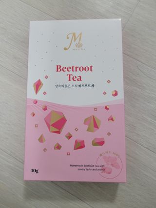 마시다 매혹적인 붉은 빛이 입안 가득히, 비트루트차 — 3점을 준 리뷰어가 2021년 3월 올린 사용 사진