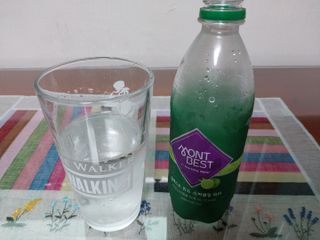 몽베스트 Montbest with Sparkling water Lime20병 — 5점을 준 리뷰어가 2022년 8월 올린 사용 사진
