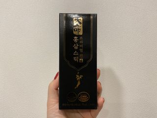 헬스업_천명진프리미엄홍삼스틱_10ml x 30포 — 5점을 준 리뷰어가 2021년 2월 올린 사용 사진