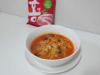[풀무원] 자연은맛있다 정면, 백면, 홍면  세트 — 4.5점을 준 리뷰어가 2021년 4월 올린 사용 사진