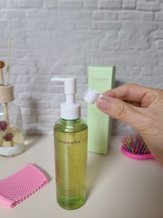 스킨큐어 산다화 순한 클렌징 동백 오일 200ml — 5점을 준 리뷰어가 2023년 4월 올린 사용 사진