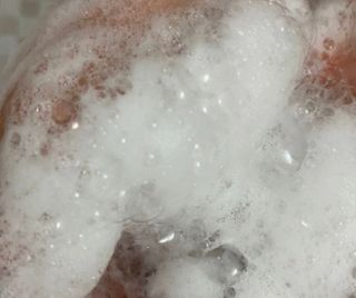 달리프 진저 베러 퍼퓸 탈모 완화 샴푸 1000ml 향 3종 — 4점을 준 리뷰어가 2021년 2월 올린 사용 사진