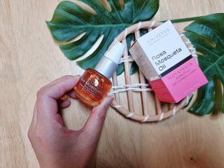 유니베르소 로즈힙 오일 15ml — 5점을 준 리뷰어가 2021년 4월 올린 사용 사진