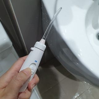 주식회사 클린디 [클린디] 양치 후 남은 이물질, 물치실로 완벽 제거 🦷 구강세정기 세트 [맞춤 칫솔 + 치약 포함] — 4점을 준 리뷰어가 2022년 1월 올린 사용 사진
