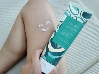 트리마이 주름개선 기능성의 퍼퓸 바디케어, 힐링 베리어 바디크림 3종 택1 — 5점을 준 리뷰어가 2022년 9월 올린 사용 사진