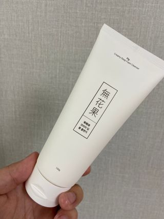 [베러오리진] 무화과 크리미 딥 폼 클렌저/피부 노폐물 & 미세먼지 99 세정 인증 민감성 피부 무자극 인증 — 5점을 준 리뷰어가 2021년 12월 올린 사용 사진