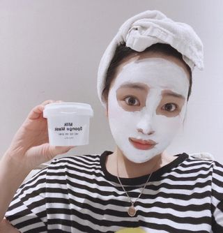 리더스코스메틱 리더스 밀크 스폰지 마스크 — 4.5점을 준 리뷰어가 2020년 12월 올린 사용 사진