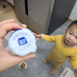 매일바이오 그릭요거트 오리지널 플레인 4개, 로스터리 커피믹스 4개 — 4점을 준 리뷰어가 2021년 12월 올린 사용 사진
