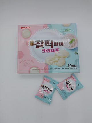롯데제과 찰떡파이 크림치즈 — 3.5점을 준 리뷰어가 2021년 5월 올린 사용 사진