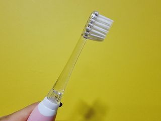 [오라덴스] 99.9 항균 칫솔모_키즈 진동칫솔 2,3단계 중 택 1 — 5점을 준 리뷰어가 2021년 7월 올린 사용 사진