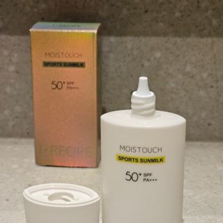 아이레시피 모이스트터치 스포츠 선밀크 50ml (SPF50+ PA+++) — 5점을 준 리뷰어가 2023년 6월 올린 사용 사진