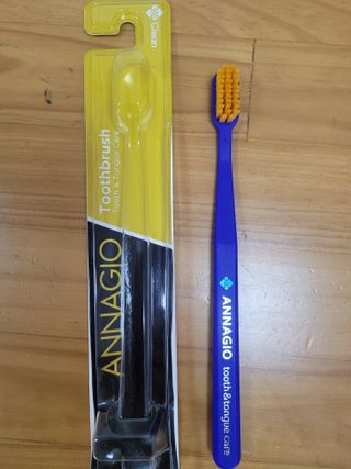 [지오클린] 안나지오 구취케어  기능성 치약 칫솔 세트 (칫솔 5 개+치약 100g 1 개 ) — 5점을 준 리뷰어가 2022년 8월 올린 사용 사진