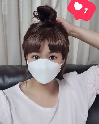 에버그린 순면 끈조절 KF80 마스크 - 화이트/블랙 컬러 대형 - 10매 — 5점을 준 리뷰어가 2021년 6월 올린 사용 사진