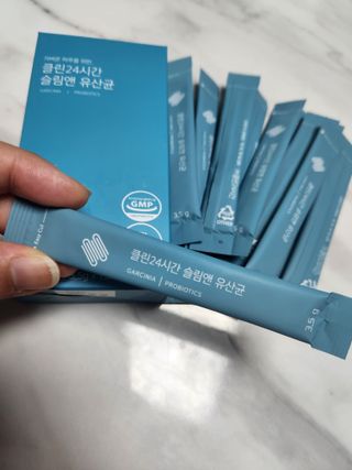 클린24시간 슬림앤유산균 1박스 (3.5g X 15포) — 5점을 준 리뷰어가 2022년 11월 올린 사용 사진
