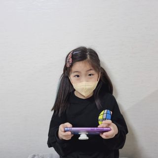 [숨그림]  덴탈마스크 짱구 우리아이 그리고 내가 쓰는 믿을수있는 케릭터 마스크  16종 — 5점을 준 리뷰어가 2021년 10월 올린 사용 사진