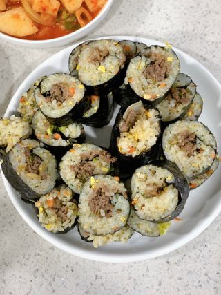 해풀잎 누구나 김밥*1ea [(혼합야채 35g *1ea,  김밥김 (5g, 5ea),  양념간장 (6g, 5ea), 참기름(5g, 2ea)] — 5점을 준 리뷰어가 2022년 7월 올린 사용 사진