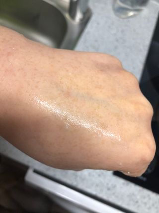 아미니 릴렉싱 버블 바디 필링 — 5점을 준 리뷰어가 2021년 3월 올린 사용 사진