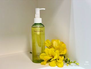 스킨큐어 산다화 순한 클렌징 동백 오일 200ml — 5점을 준 리뷰어가 2023년 4월 올린 사용 사진