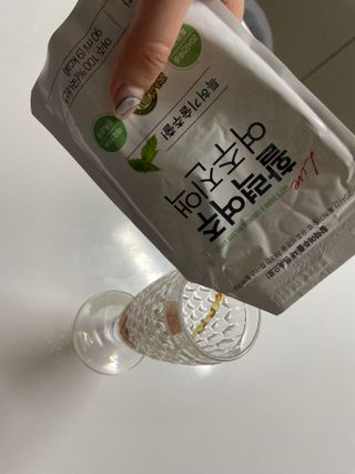 참유원 특허제조 활력 여주진액 여주즙 50포 — 5점을 준 리뷰어가 2022년 3월 올린 사용 사진