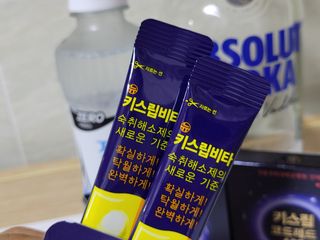 [키스립] 근복적인 숙취원인 해결 숙취해소제 키스립 코드레드487 2팩 & 뉴키스립비타 1box  set — 5점을 준 리뷰어가 2022년 6월 올린 사용 사진