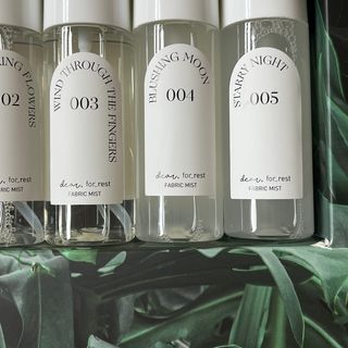 디어포레스트 [5개세트] 숲속의 하루 패브릭미스트 (섬유향수/ 룸스프레이) 50ml 5개 — 5점을 준 리뷰어가 2022년 10월 올린 사용 사진