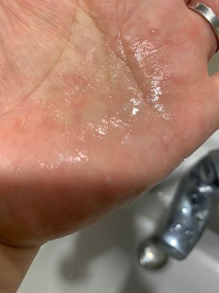 [팜스테이] 티트리 바이옴 로우 피에이치 카밍 클렌저 — 5점을 준 리뷰어가 2022년 8월 올린 사용 사진