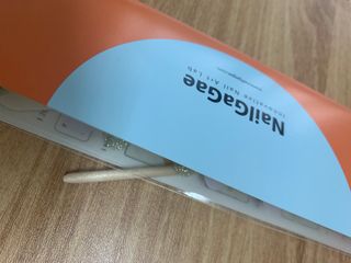 [네일가게] 햇빛에 닿으면 색이 변하는 신기한 햇살 반전 네일스티커_B — 5점을 준 리뷰어가 2021년 8월 올린 사용 사진