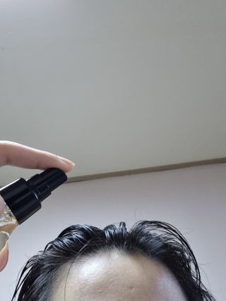 클라우드랩 프리미엄 비오틴 스칼프 케어 토닉 — 5점을 준 리뷰어가 2021년 5월 올린 사용 사진