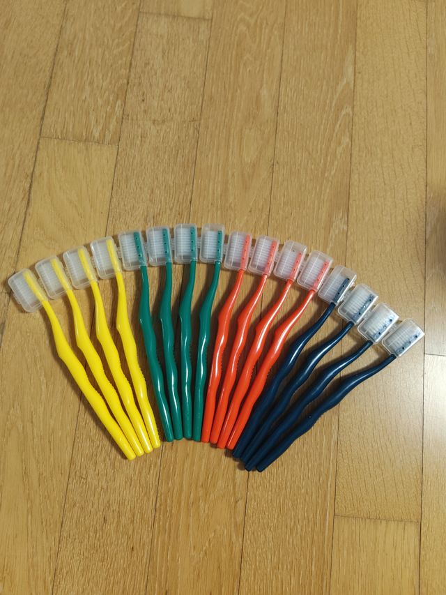 클리큐 먼슬리체인지 칫솔 16입 리뷰 사진
