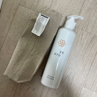 AYU25[아유트웬티파이브]피부 진정, 보습 와일즈 로즈 바디워시 — 5점을 준 리뷰어가 2021년 4월 올린 사용 사진