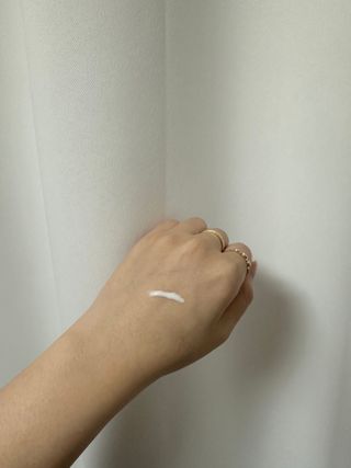 프리[더메디코템] 일루미네이팅 화이트 셀 앰플 — 5점을 준 리뷰어가 2024년 7월 올린 사용 사진