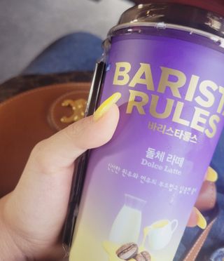 바리스타룰스 돌체 라떼 — 5점을 준 리뷰어가 2023년 4월 올린 사용 사진